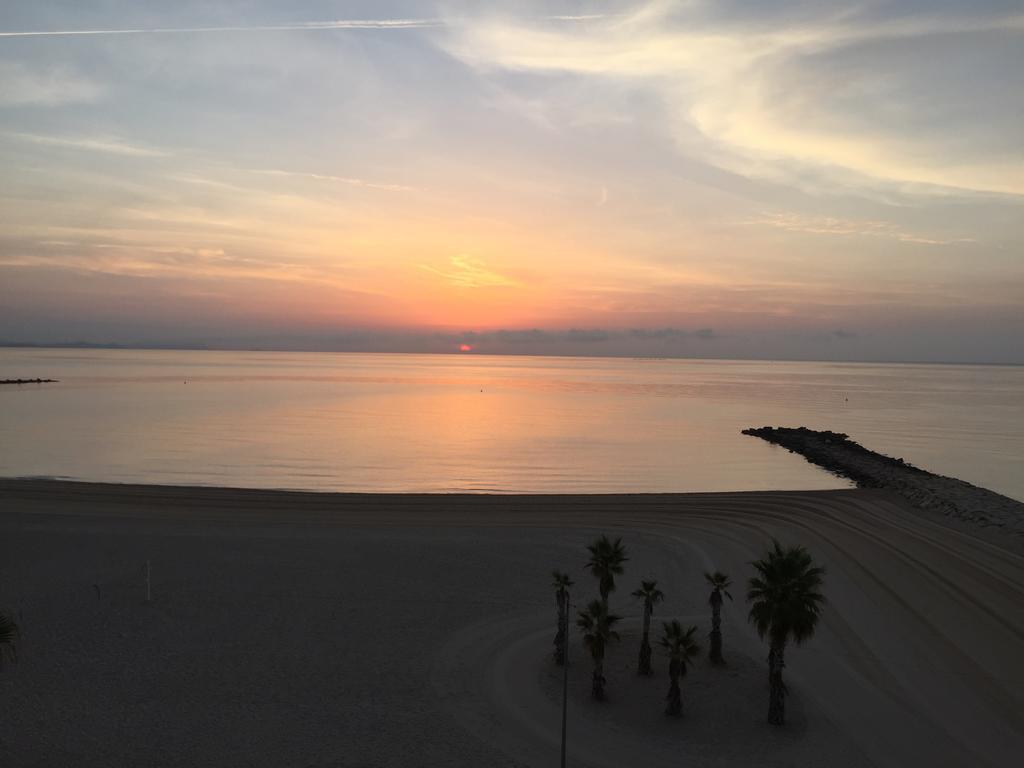 Beach House Brotonss El Campello Exterior photo